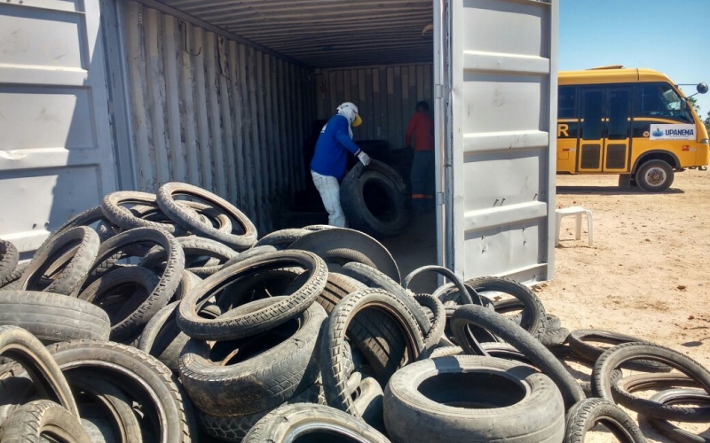 Prefeitura está executando coleta de pneus velhos