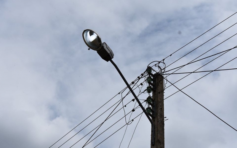 Com recursos próprios, Prefeitura inicia substituição de lâmpadas convencionais da iluminação pública por LED