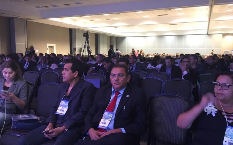 Prefeito participa de Seminário Novos Gestores e cumpre agenda administrativa em Brasília