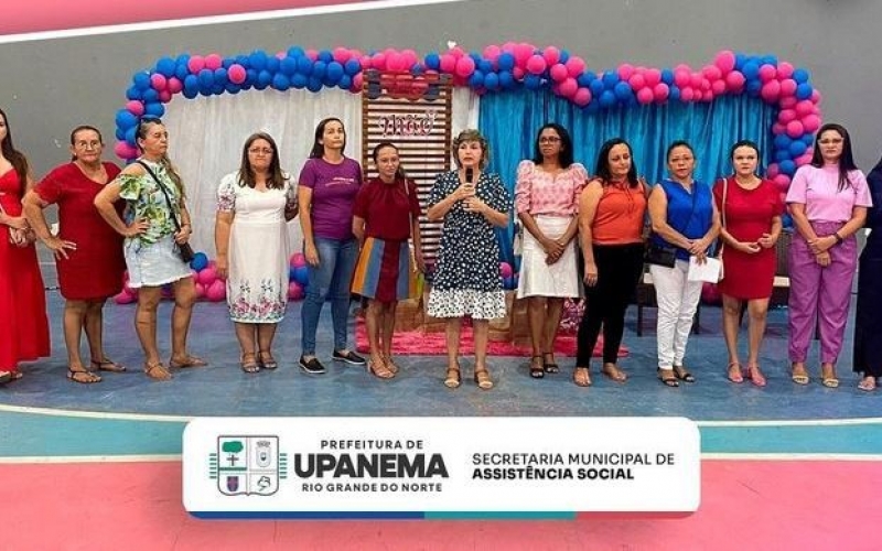 Prefeitura de Upanema comemora Dia das Mães com beneficiárias de programas sociais